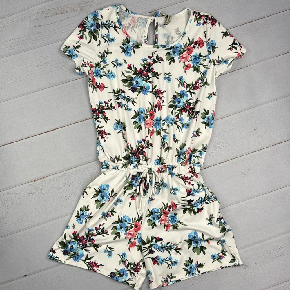 Pomelo Tween - Floral Print Ruched Waist Romper - Size Medium